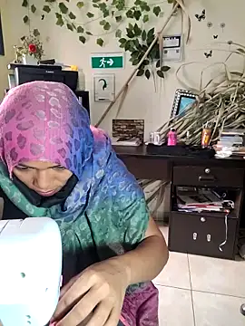 Snapshot of NAJWA-ARAB chatting on 03.13.25 NAJWA-ARAB online show from 03.13.25