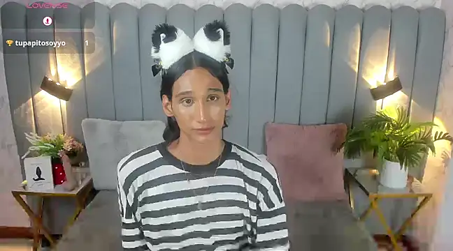 skyyfoxpraga online show from 01.12.25