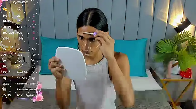 skyyfoxpraga online show from 03.18.25