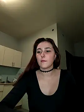 Snapshot of MiaStika chatting on 12.04.24 MiaStika online show from 12.04.24