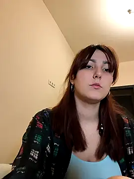 Snapshot of MiaStika chatting on 12.26.24 MiaStika online show from 12.26.24