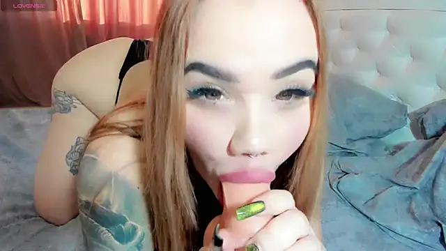 Snapshot of Aira_vi chatting on 01.23.25 Aira vi online show from 01.23.25