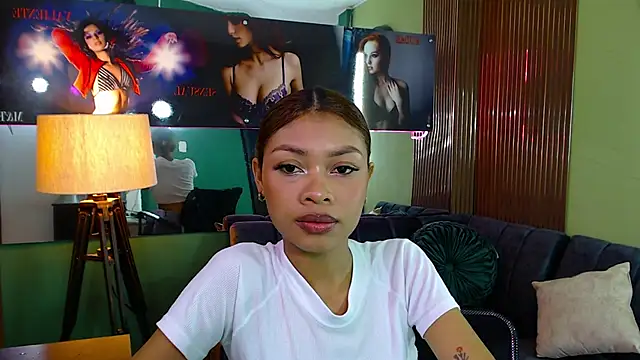 Perla prg online show from 03.04.25