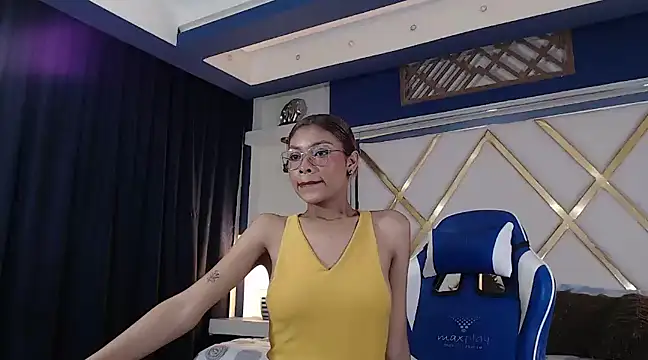 Perla prg online show from 03.05.25