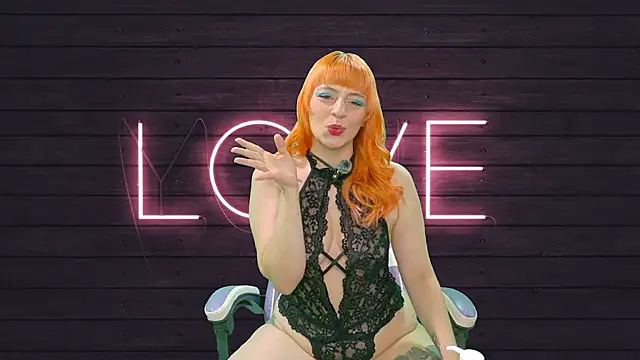 Snapshot of Dolce--Mia---Bianchi__07 chatting on 02.16.26 Dolce--Mia---Bianchi 07 online show from 02.16.26