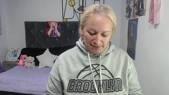 emperabigbootybigass online show from 06.25.26