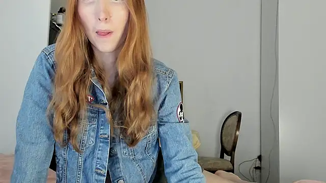 LisaIcon online show from 10.02.25