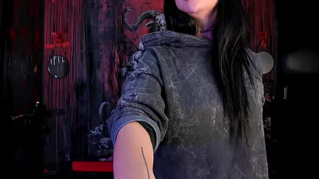 Kylie-fox online show from 06.05.26