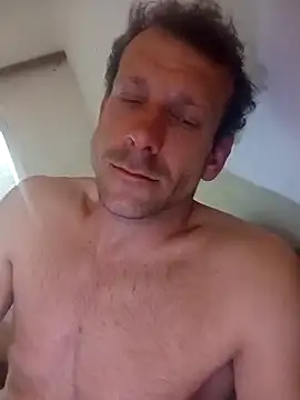 Snapshot of DonCristian chatting on 03.29.26 DonCristian online show from 03.29.26