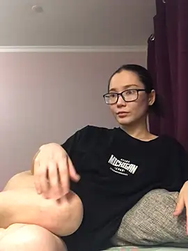 Snapshot of Milka23 chatting on 12.15.24 Milka23 online show from 12.15.24