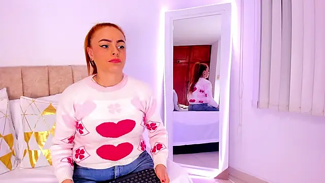 cristalwalker   online show from 12.01.25