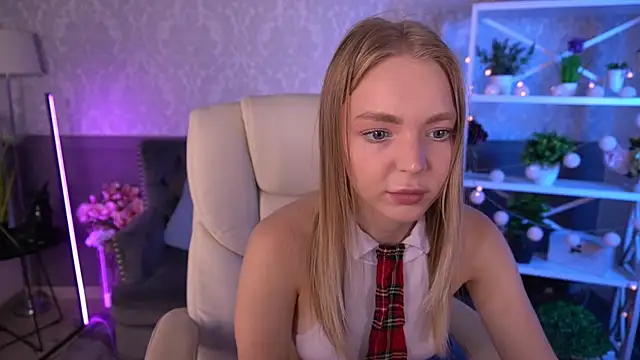 EmilySunshineS online show from 09.10.25