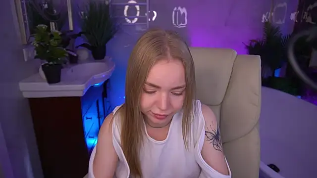 EmilySunshineS online show from 06.13.26