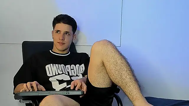 Adan rivas  online show from 02.20.25