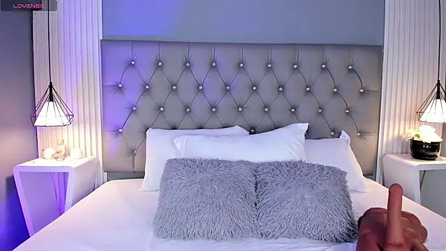 VioletthaRous online show from 01.09.26