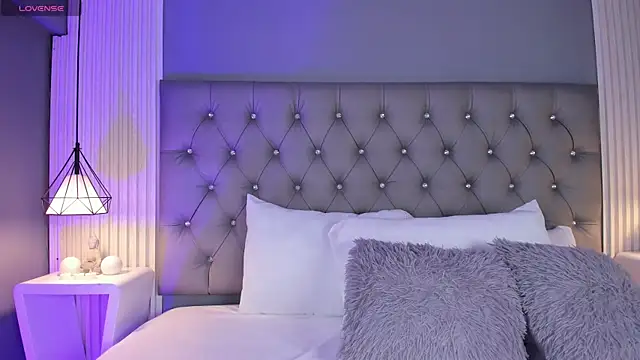 VioletthaRous online show from 02.26.26