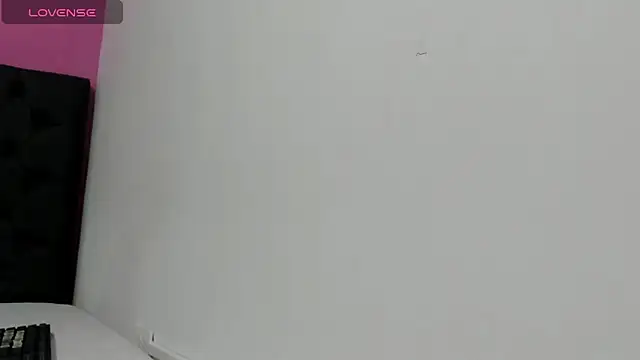 Snapshot of _candy_jade_ chatting on 10.18.25 candy jade online show from 10.18.25