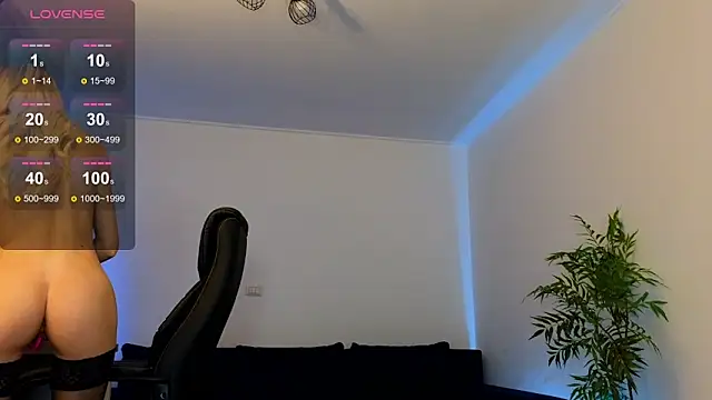 janecandyy  online show from 01.13.25