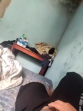 putoso031 online show from 12.19.24