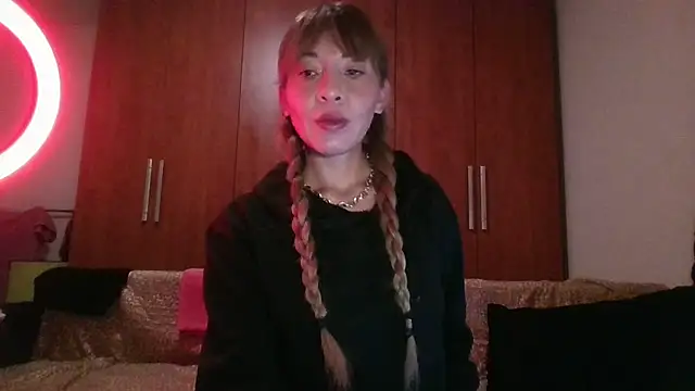 KarolinaReaper online show from 10.23.25