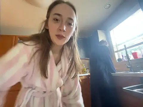 Snapshot of Maxinebabyyy chatting on 03.12.25 Maxinebabyyy online show from 03.12.25