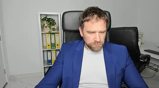 Snapshot of John-E-Dough chatting on 12.15.24 John-E-Dough online show from 12.15.24