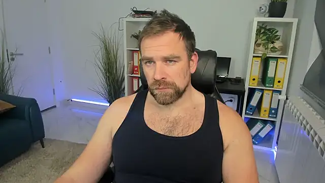 Snapshot of John-E-Dough chatting on 12.05.25 John-E-Dough online show from 12.05.25