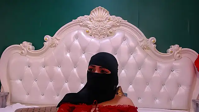 Snapshot of Hajar_Kar chatting on 01.16.25 Hajar Kar online show from 01.16.25