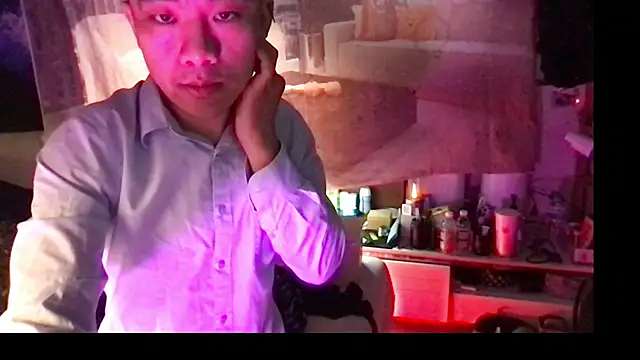 ex199212 online show from 03.09.25