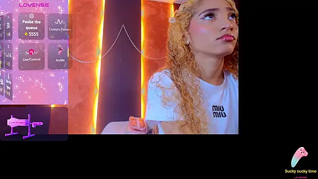 Charlotte Love10 online show from 09.23.25