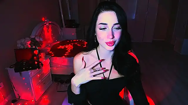 lovely desire online show from 10.21.25