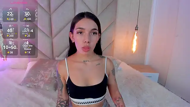 Mollymoon1 online show from 01.23.25