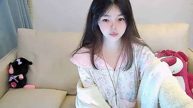 Snapshot of mango-a chatting on 01.17.25 mango-a online show from 01.17.25