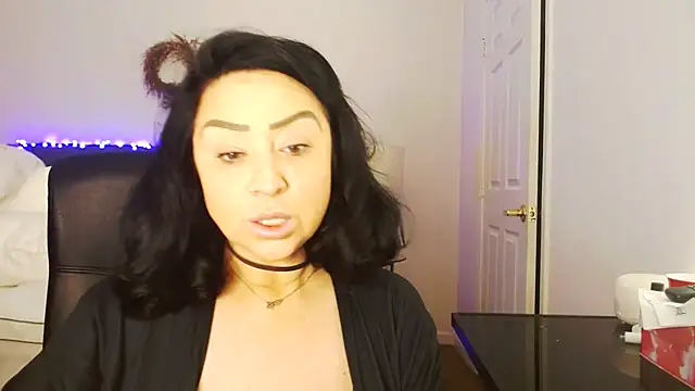 AlyssiaAmoreXO online show from 05.04.26