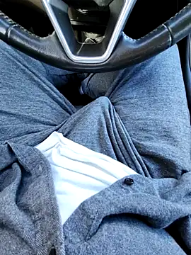 Snapshot of xxxlhung4uxxx chatting on 11.16.25 xxxlhung4uxxx online show from 11.16.25