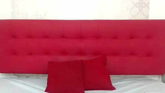 Celestial Queen  online show from 02.13.25