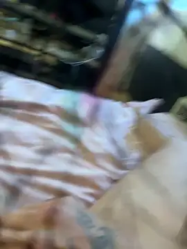 lescro95  online show from 10.20.25