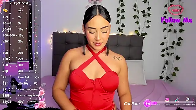 charlotte james0 online show from 12.18.24