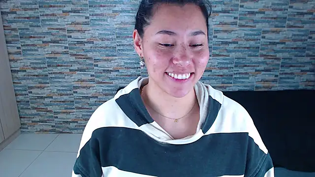  joy yva online show from 11.20.25