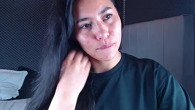  joy yva online show from 12.03.25