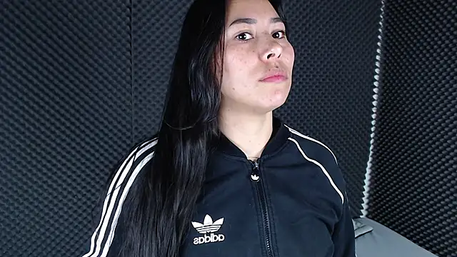 Snapshot of _joy_yva chatting on 01.11.26 joy yva online show from 01.11.26