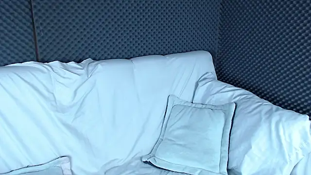 Snapshot of _joy_yva chatting on 03.16.26 joy yva online show from 03.16.26