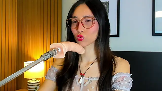 doll bella  online show from 07.05.26