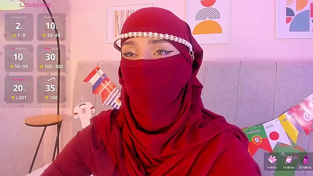 Snapshot of rawiya chatting on 06.15.26 rawiya online show from 06.15.26