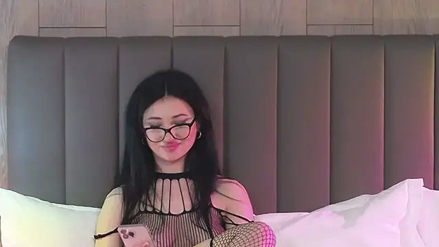 Snapshot of AllisonSky chatting on 12.18.24 AllisonSky online show from 12.18.24