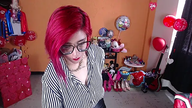 MissMiia2 online show from 03.02.25