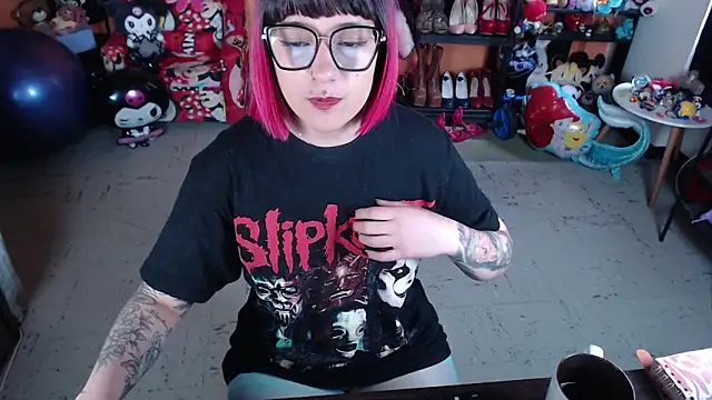 MissMiia2 online show from 11.09.25