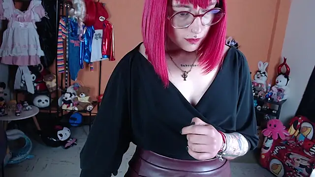 MissMiia2 online show from 04.25.26