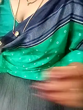 Snapshot of your-sameera chatting on 05.08.26 your-sameera online show from 05.08.26