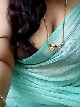 Snapshot of your-sameera chatting on 05.12.26 your-sameera online show from 05.12.26
